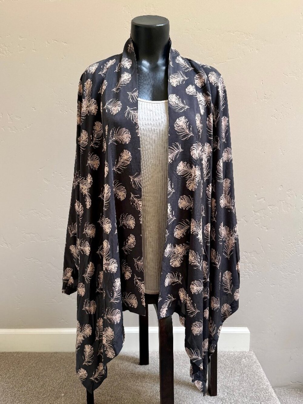 Winter Kate VIntage Silk Feathers Kimono  Small